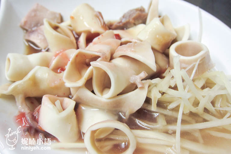 大直老店米粉湯｜實踐大學宵夜美食！滷肉飯黑白切隨便點