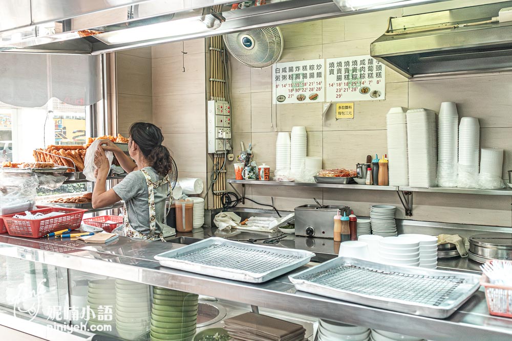 盛記白粥, 澳門氹仔美食, 澳門早餐推薦, 氹仔分店, 百年老店, 澳門地道美食, 白粥推薦, 皮蛋瘦肉粥, 澳門腸粉, 盛記蘿蔔糕, 澳門經典小吃, 澳門傳統早餐, 澳門粥品, 澳門旅遊美食, 澳門必吃