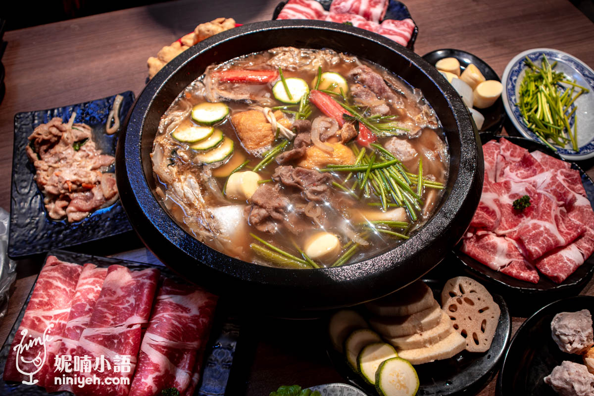 雅香石頭火鍋|板橋火鍋推薦!新北耶誕城爆棚的深夜食堂 雅香石頭火鍋|板橋火鍋推薦!新北耶誕城爆棚的深夜食堂