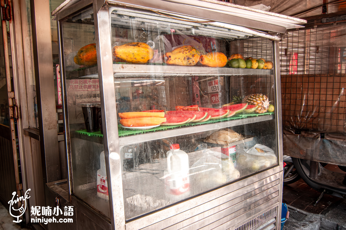 新源發早餐店|走進岡山中街的時光膠囊,用一抹老字號「木瓜抹醬」重溫兒時記憶 新源發早餐店|走進岡山中街的時光膠囊,用一抹老字號「木瓜抹醬」重溫兒時記憶
