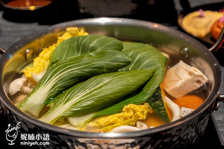 Ikkon Shabu, 桃園火鍋推薦, 桃園藝文特區美食, 精品火鍋, 桃園和牛火鍋, 高質感火鍋, 藝文特區餐廳, 桃園海鮮火鍋, 私廚手工鍋料, 火鍋套餐推薦,