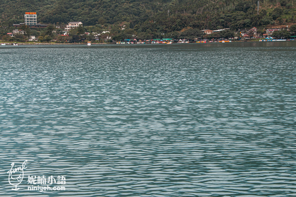鯉魚潭風景區遊湖指南｜天鵝船/獨木舟價格、在地人私房「鯉魚山全景」拍照點