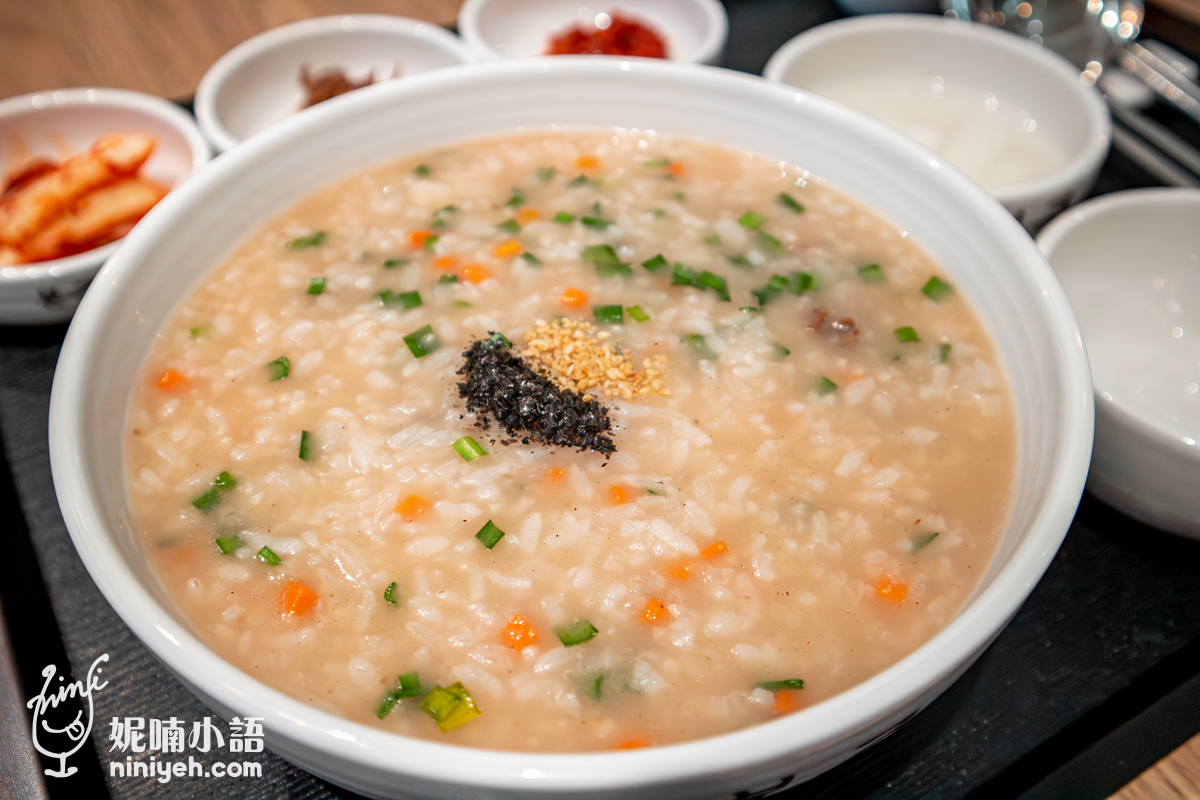 韓國本粥,本粥Bonjuk,本粥,Bonjuk,孔劉代言的粥,華山附近的粥,韓式料理