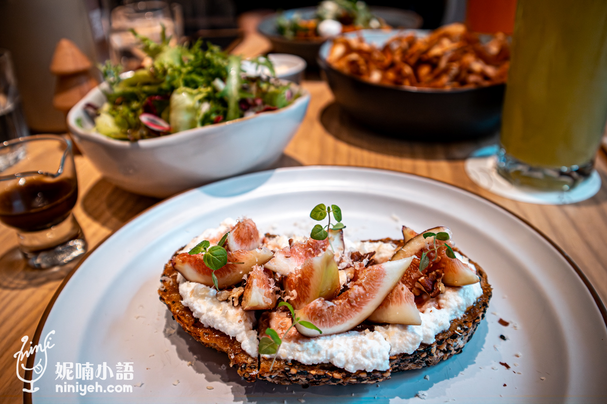 CHALET V 北美生活感早午餐|大直新話題!姊妹淘約會新聚落 CHALET V 北美生活感早午餐|大直新話題!姊妹淘約會新聚落