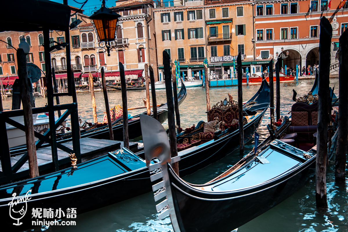 威尼斯貢多拉船｜貢多拉船初體驗！怎麼搭船、船票價格、搭船地點實用分享