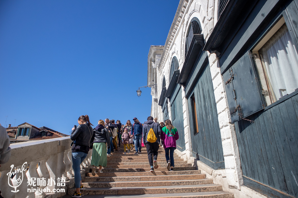 威尼斯景點|里阿爾托橋(Ponte di Rialto)。威尼斯歷史最悠久名橋!美拍角度還有周邊美食告訴你 威尼斯景點|里阿爾托橋(Ponte di Rialto)。威尼斯歷史最悠久名橋!美拍角度還有周邊美食告訴你
