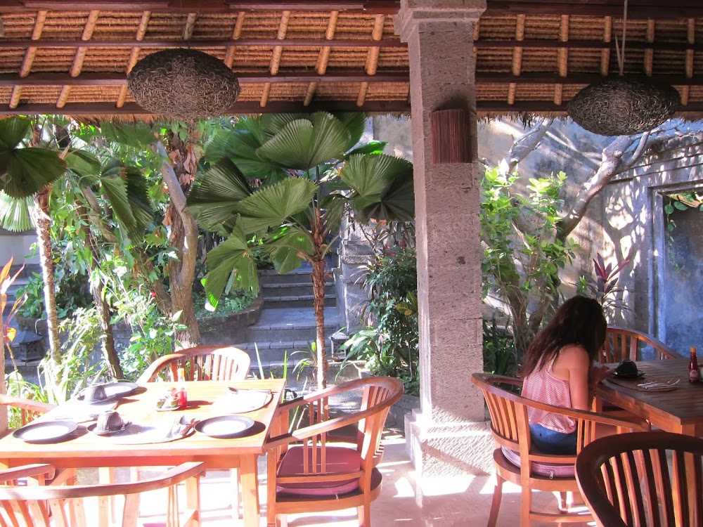 【峇里島自由行】Bali慶生之旅住宿篇- Ellie's Hotel 適合背包客的超平價小旅館