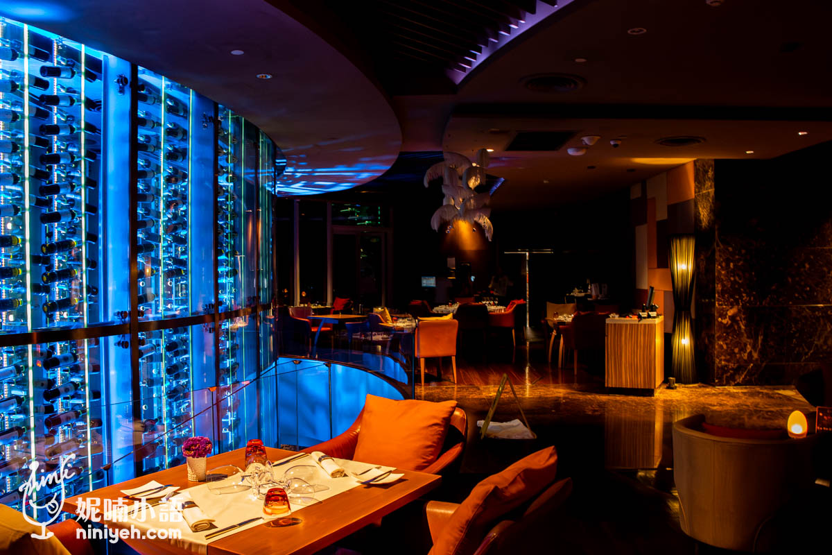 曼谷景點|Red Sky Bar。消費門檻最低的雙層高空酒吧 曼谷景點|Red Sky Bar。消費門檻最低的雙層高空酒吧