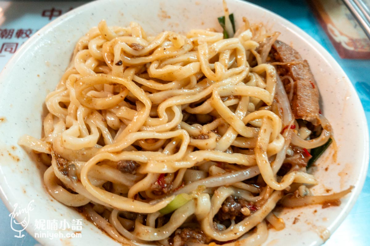 大鼎豬血湯(專門店):超軟嫩紅豆腐!顛覆我對豬血湯的刻板印象 大鼎豬血湯(專門店):超軟嫩紅豆腐!顛覆我對豬血湯的刻板印象