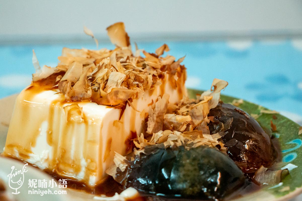 大鼎豬血湯(專門店):超軟嫩紅豆腐!顛覆我對豬血湯的刻板印象 大鼎豬血湯(專門店):超軟嫩紅豆腐!顛覆我對豬血湯的刻板印象