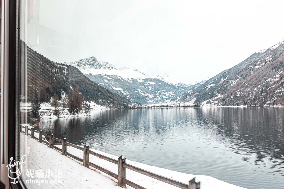 伯連納列車, Bernina Express, 世界遺產鐵道, 瑞士景觀列車, 瑞士自由行, 阿爾卑斯山, 瑞士旅行通行證, 旅遊攻略, 頭等艙訂位, 絕美景點,