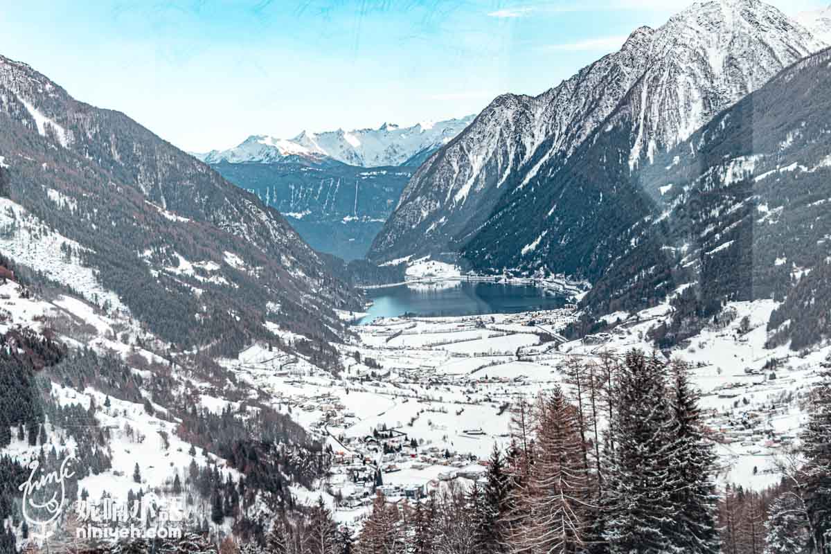 伯連納列車, Bernina Express, 世界遺產鐵道, 瑞士景觀列車, 瑞士自由行, 阿爾卑斯山, 瑞士旅行通行證, 旅遊攻略, 頭等艙訂位, 絕美景點,