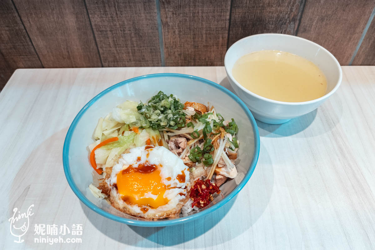 金好呷土雞肉飯