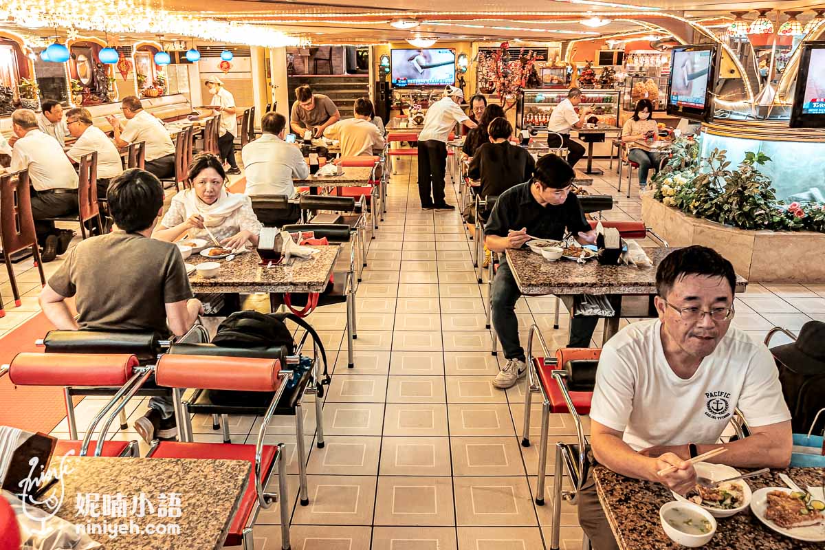 東一排骨, 台北排骨飯, 台北美食, 西門町美食, 排骨飯推薦