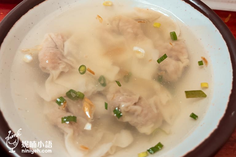 劉師傅客家粄條, 台北車站美食, 台北中正區小吃, 客家粄條, 平價小吃推薦, 香香腿庫乾粄條, 手工餛飩湯, 台北老字號美食, 襄陽路美食, 台北小吃推薦,