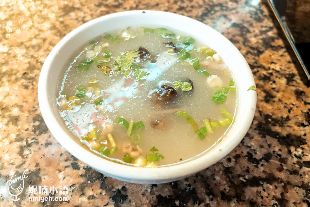 東一排骨, 台北排骨飯, 台北美食, 西門町美食, 排骨飯推薦