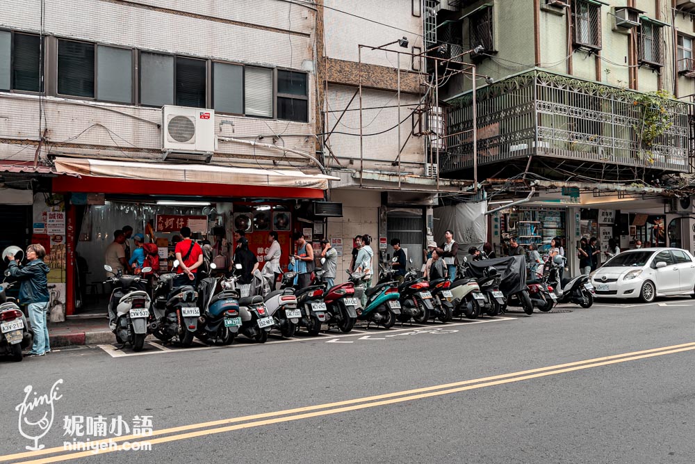 台北麵線, 麵線傳奇, 台北小吃, 大腸蚵仔麵線, 民權西路站美食, 台北排隊美食