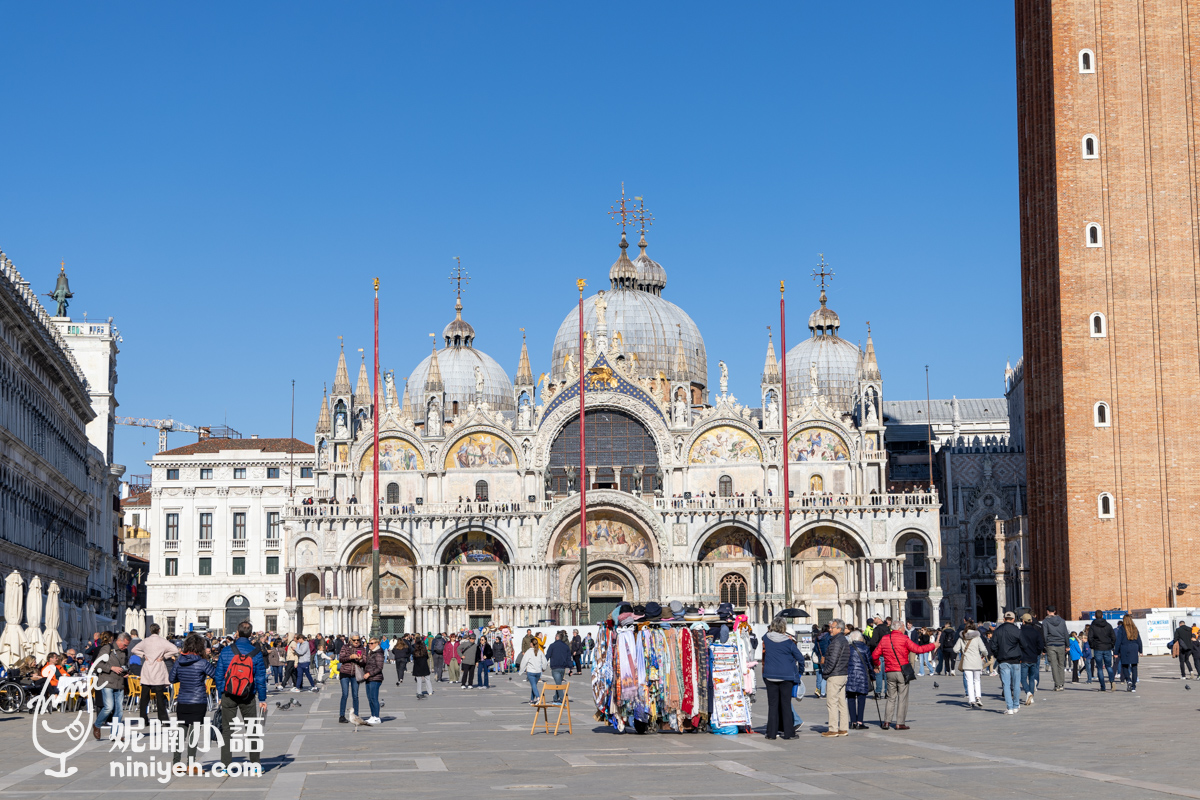 聖馬可廣場, 威尼斯旅遊景點, 威尼斯必訪地點, 威尼斯經典地標, 聖馬可大教堂, 威尼斯鐘樓, 總督宮, 嘆息橋, 威尼斯自由行, 威尼斯旅遊指南, 威尼斯浪漫景點, 歐洲最美廣場, 花神咖啡館, 貢多拉船體驗, 威尼斯著名景點