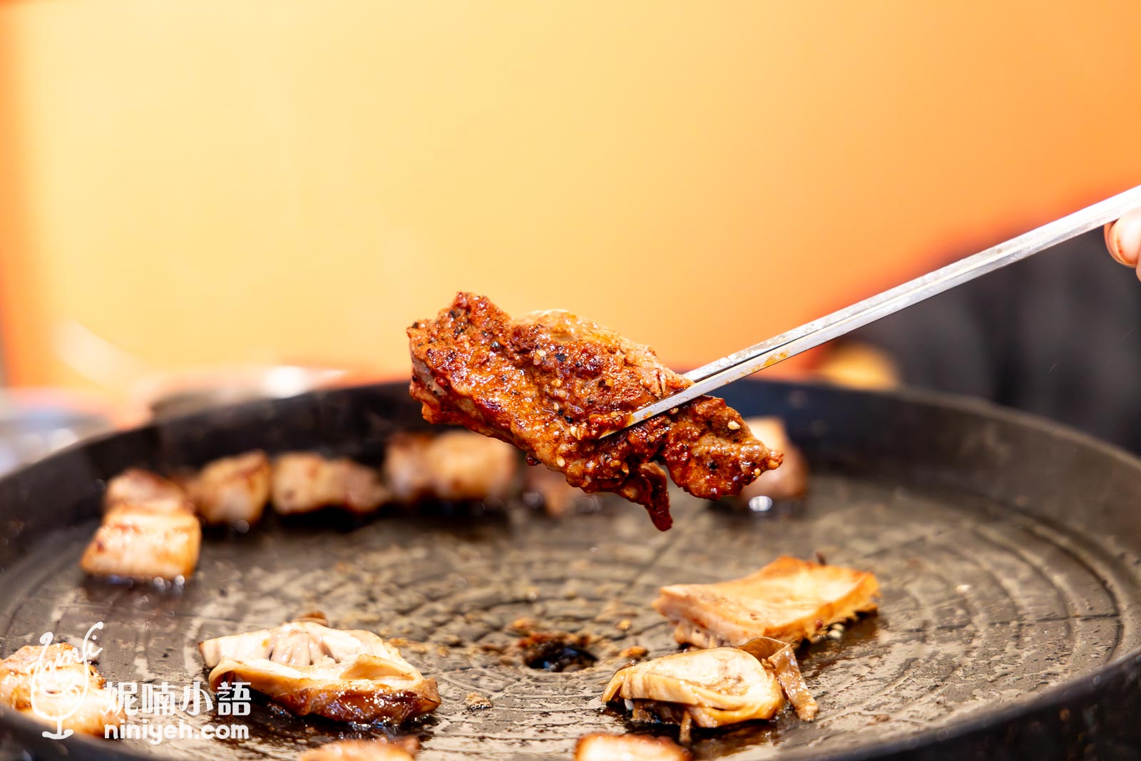 Some Some 韓式烤肉｜黑白大廚裡的豆腐湯喝到飽！有高級感的馬鈴薯煎餅吃完想追加