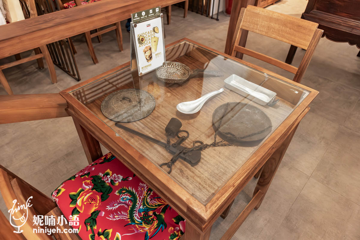 共咖啡(Cộng Cà Phê)台北光復南店|征服義大利人的越南網美咖啡廳!必吃被耽誤的牛肉河粉 共咖啡(Cộng Cà Phê)台北光復南店|征服義大利人的越南網美咖啡廳!必吃被耽誤的牛肉河粉