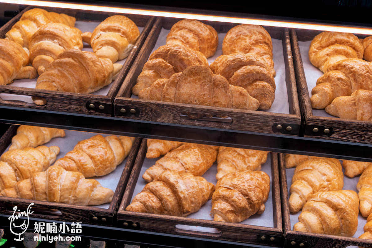 共咖啡(Cộng Cà Phê)台北光復南店|征服義大利人的越南網美咖啡廳!必吃被耽誤的牛肉河粉 共咖啡(Cộng Cà Phê)台北光復南店|征服義大利人的越南網美咖啡廳!必吃被耽誤的牛肉河粉