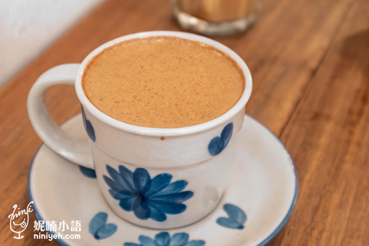 共咖啡（Cộng Cà Phê）台北光復南店｜征服義大利人的越南網美咖啡廳！必吃被耽誤的牛肉河粉