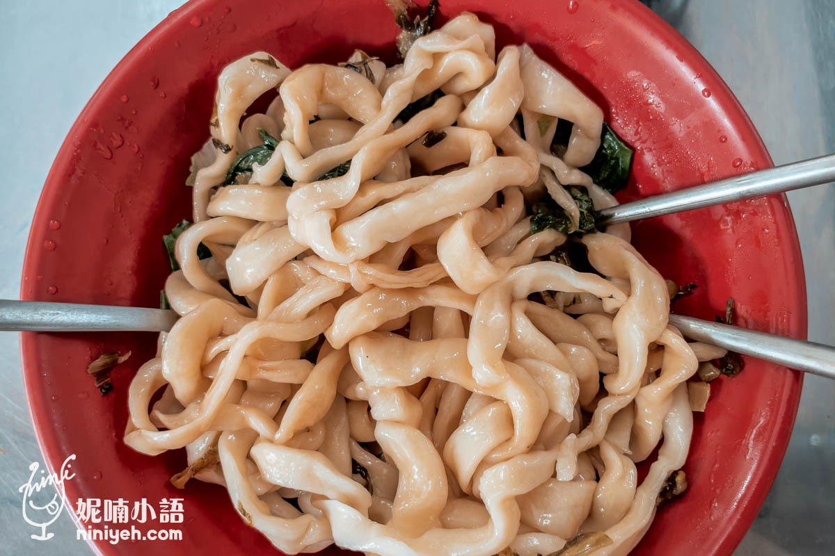 中原素麵食｜善導寺推薦素食小吃，午餐時段學生上班族都在排隊