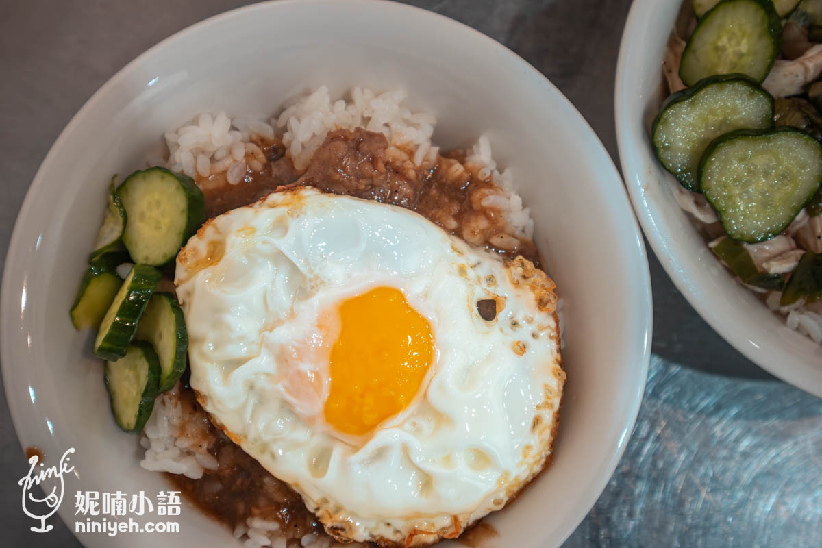 老牛牛肉燥飯｜首屆500碗小吃！行家必點鮮燙牛肉湯和超強滷味