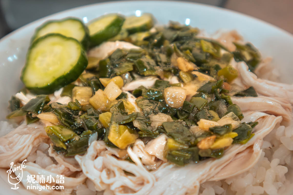 老牛牛肉燥飯｜首屆500碗小吃！行家必點鮮燙牛肉湯和超強滷味