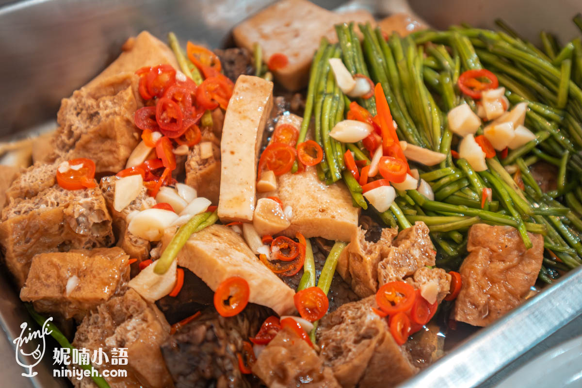老牛牛肉燥飯｜首屆500碗小吃！行家必點鮮燙牛肉湯和超強滷味