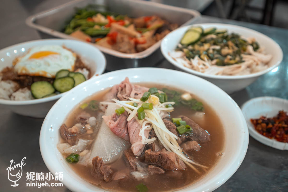老牛牛肉燥飯｜首屆500碗小吃！行家必點鮮燙牛肉湯和超強滷味 @Nico＆妮喃小語