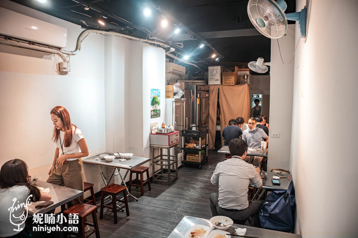 老牛牛肉燥飯｜首屆500碗小吃！行家必點鮮燙牛肉湯和超強滷味