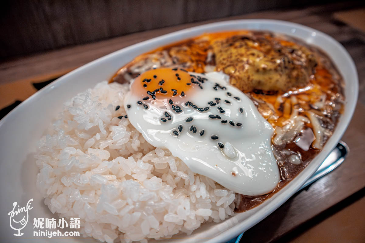 佐藤咖哩復興店｜破萬則近滿分評論！台北最強咖哩飯