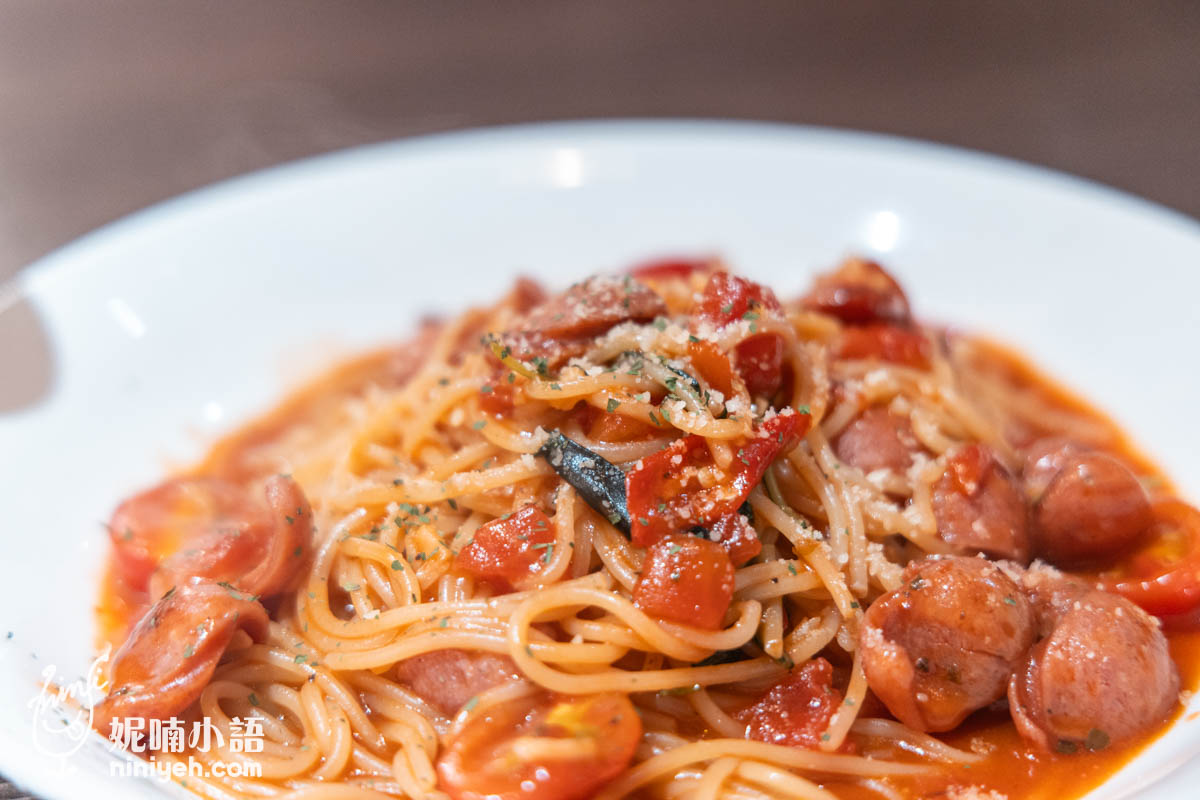 Creative Pasta 創義麵（東湖店）｜薯條日無限吃！服務一級棒的寵物親子友善餐廳