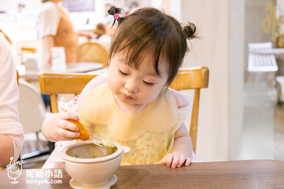 Creative Pasta 創義麵（東湖店）｜薯條日無限吃！服務一級棒的寵物親子友善餐廳