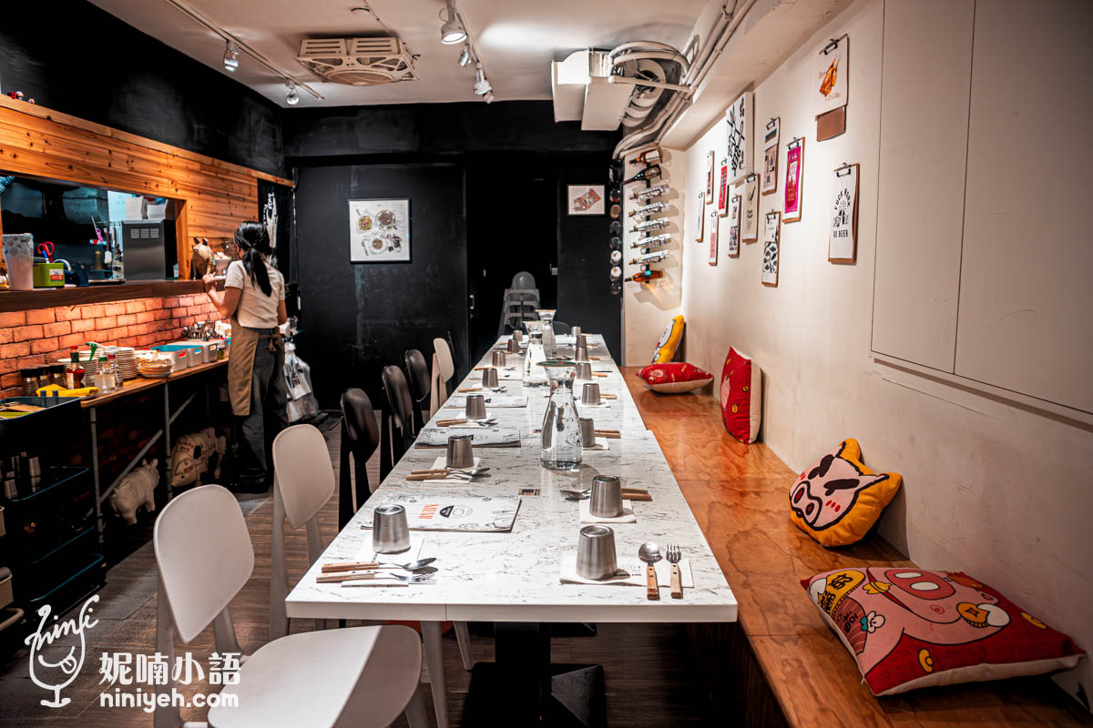 豬跳舞小餐館｜東區資深餐酒館！必吃料理竟是豬耳朵