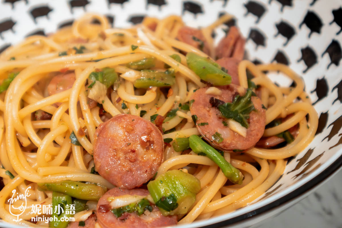 豬跳舞小餐館｜東區資深餐酒館！必吃料理竟是豬耳朵