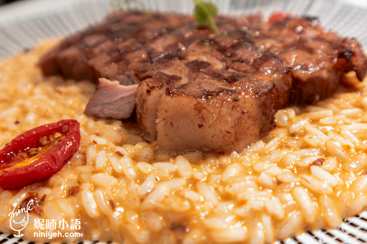 豬跳舞小餐館｜東區資深餐酒館！必吃料理竟是豬耳朵