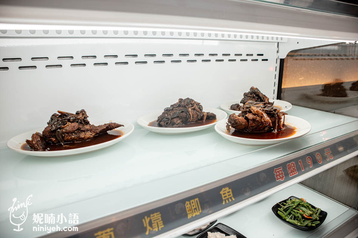 犂園湯包館｜黃仁勳而再度爆紅！排隊預約困難的台北小籠湯包店