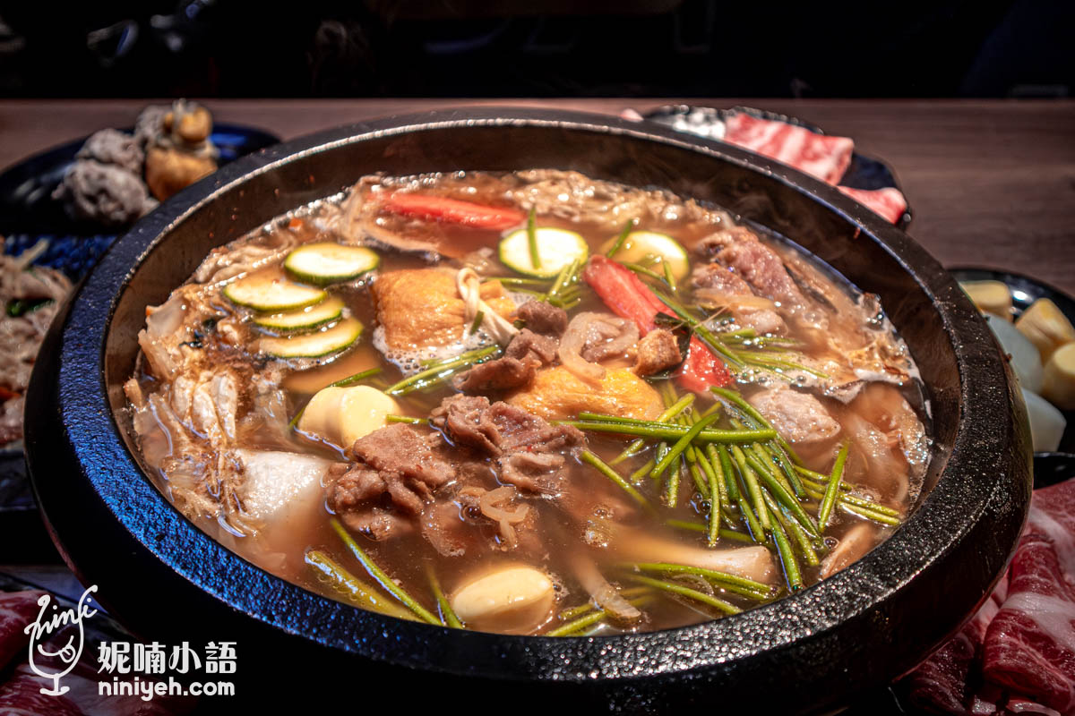雅香石頭火鍋|板橋火鍋推薦!新北耶誕城爆棚的深夜食堂 雅香石頭火鍋|板橋火鍋推薦!新北耶誕城爆棚的深夜食堂