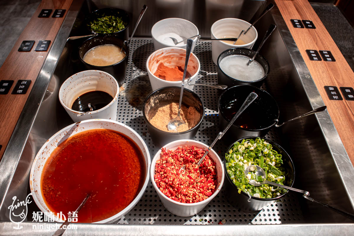 雅香石頭火鍋｜板橋火鍋推薦！新北耶誕城爆棚的深夜食堂