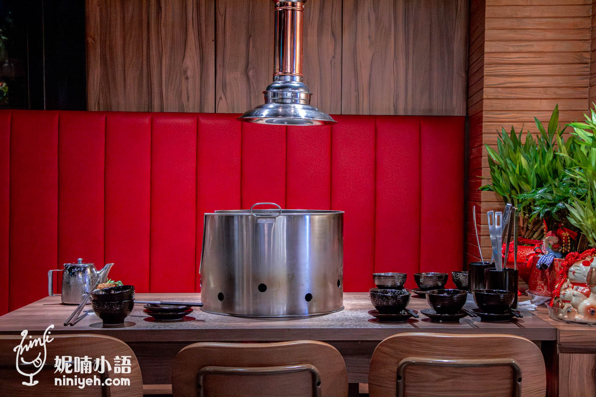 雅香石頭火鍋｜板橋火鍋推薦！新北耶誕城爆棚的深夜食堂