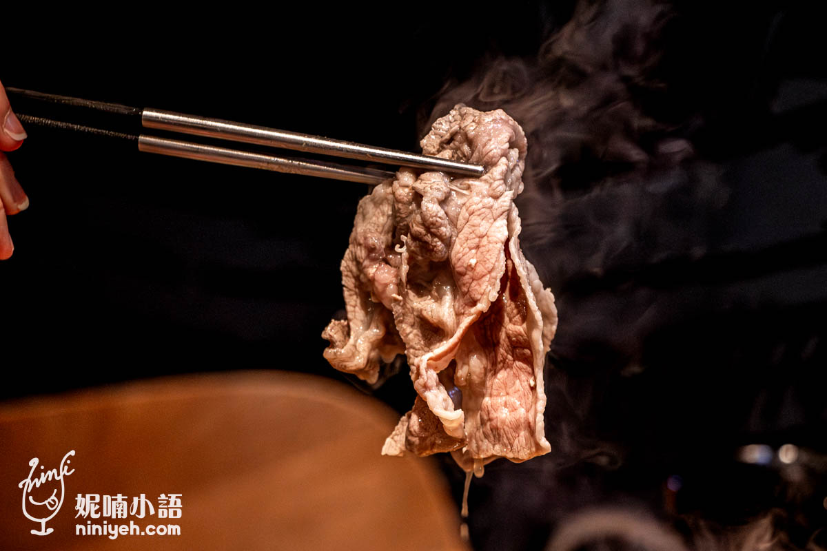 雅香石頭火鍋|板橋火鍋推薦!新北耶誕城爆棚的深夜食堂 雅香石頭火鍋|板橋火鍋推薦!新北耶誕城爆棚的深夜食堂