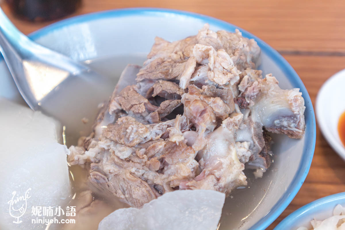 合江街排骨湯高麗菜飯｜一套菜湯征服上班族的嘴！無名排骨湯再熱都要喝