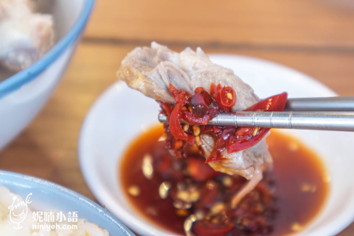 合江街排骨湯高麗菜飯｜一套菜湯征服上班族的嘴！無名排骨湯再熱都要喝