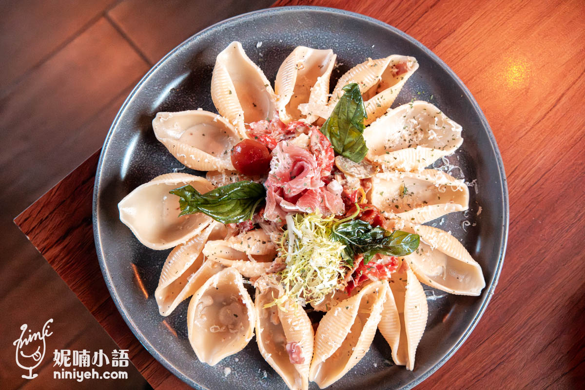 ABV閣樓餐酒館｜板橋新北耶誕城開吃！高空景觀精釀啤酒餐廳推薦