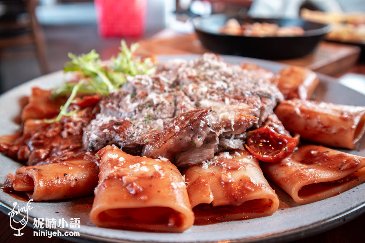 ABV閣樓餐酒館｜板橋新北耶誕城開吃！高空景觀精釀啤酒餐廳推薦