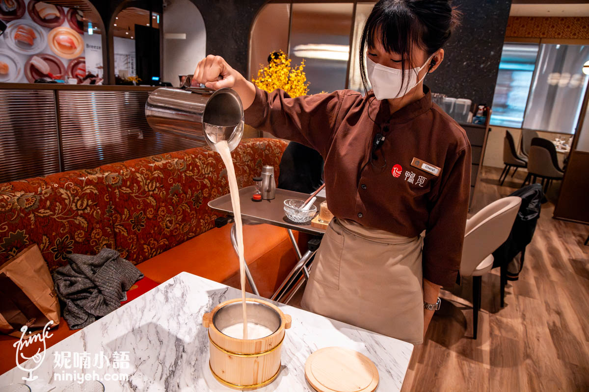 鴨覓烤鴨餐廳｜信義區最潮片皮烤鴨就在微風南山！桌邊手沖豆花太有記憶點