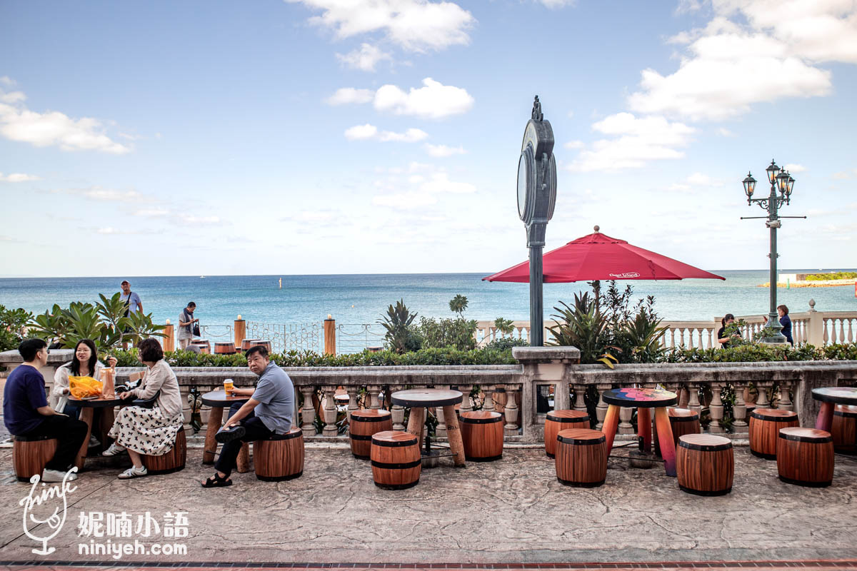 美國村必吃｜豬肉蛋飯糰北谷店。美國村散步美食！沖繩唯一一間海景分店