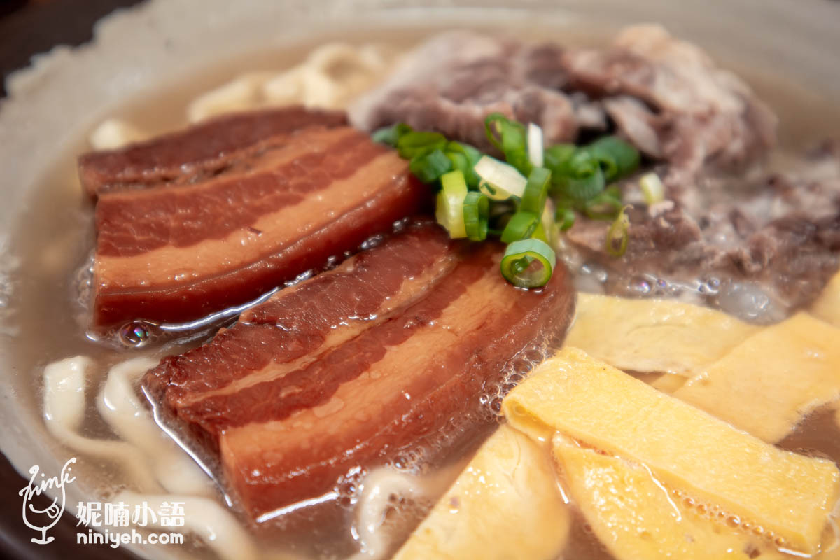 沖繩美食｜浜屋沖繩麵。美國村旁必吃美食！不吃會想念的豬軟骨沖繩麵
